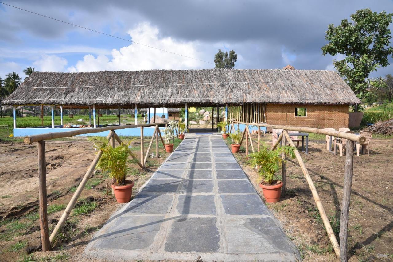 Dream Mango Hampi Hotell Exteriör bild
