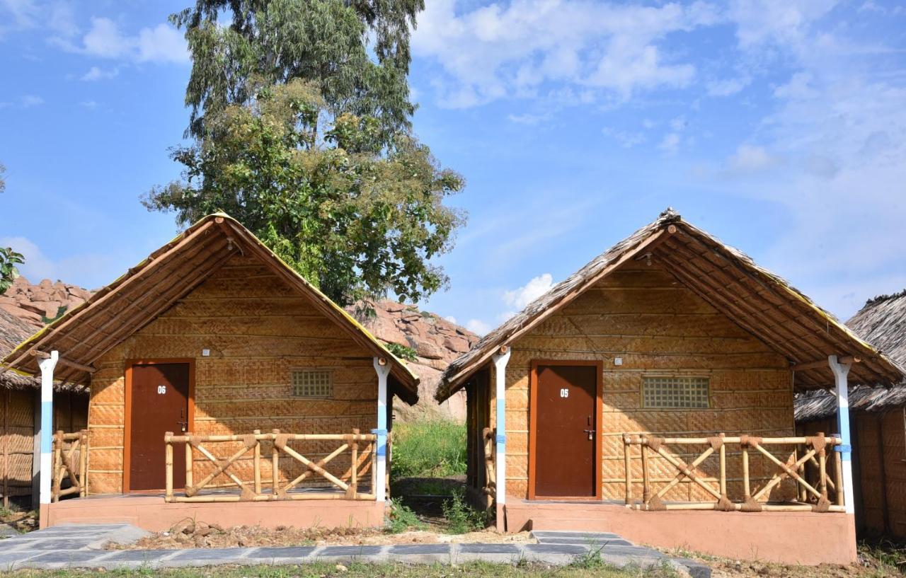 Dream Mango Hampi Hotell Exteriör bild